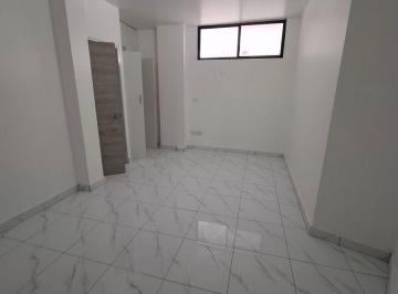 Departamento de 3 habitaciones, Guayaquil · Lomas de Urdesa: en Alquiler Departamento 3 Habitaciones en Sector Cerrado con Guardiania 24/7