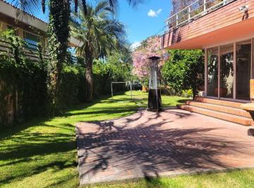 Casa de 3 habitaciones, Quito · Altos del Valle - Cumbayá