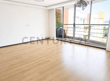 Departamento · 94m² · 3 Habitaciones · 1 Estacionamiento · En Venta Moderno Departamento en El Bosque con Hermosa Vista