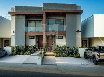 Casa · 184m² · 3 Habitaciones · 2 Estacionamientos · Venta de Casa Tipo Dúplex en Vía a La Costa en Urbanización Privada y Segura Ag