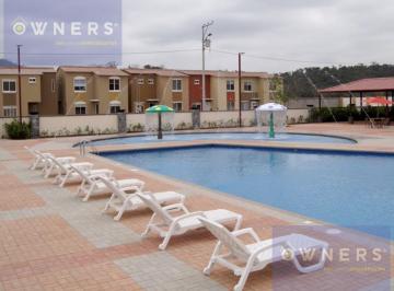 Casa · 58m² · 3 Habitaciones · 1 Estacionamiento · Alquiler de Casa Urbanización Villa del Rey (Vm)