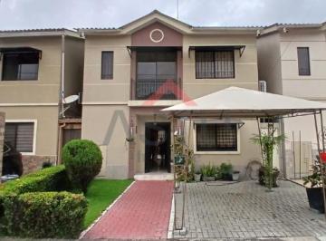 Casa de 3 habitaciones, Daule · Se Vende/alquila Casa en Urbanización Plaza Madeira