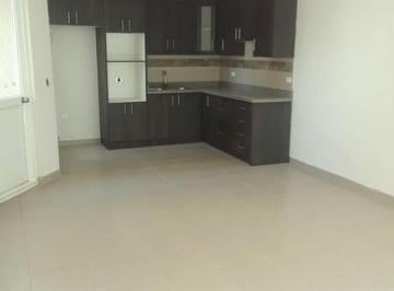 Casa · 115m² · 3 Habitaciones · 2 Estacionamientos · Calderon - San Camilo, Hermosa Casa de Venta 115 m²