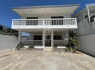 Casa de 7 habitaciones, Salinas · Casa en Venta en San Lorenzo | 5 Habitaciones + 2 Suites Independientes