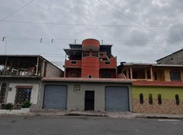 Casa de 10 habitaciones, Guayaquil · Venta de Casa Rentera en La Fragata de Oportunidad