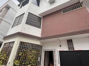 Casa de 1 habitación, Guayaquil · Edificio de Venta en Kennedy Norte Sector Comercial y Residencial