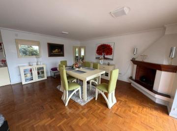 Casa de 4 habitaciones, Quito · El Bosque Magnífica Casa en Venta