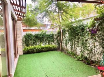 Casa de 3 habitaciones, Quito · Linda Casa de Arriendo Estilo Londoño, en Conjunto Privado Tumbaco