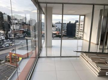 Oficina comercial , Quito · En Iñaquito - Edificio Opal - Venta de Oficina Premiun / Oficina 705