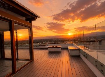 Departamento de 3 habitaciones, Quito · Penthouse de Lujo en San Juan de Cumbayá
