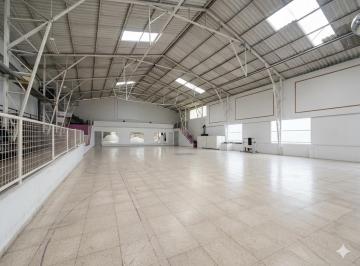 Bodega-Galpón , Cuenca · ¡Arriendo Nave Industrial 503 m² de Nave + 106 m² de Oficinas en $2.500 en San Miguel de Putushi