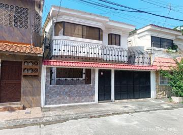 Casa de 3 habitaciones, Guayaquil · Casa de 120 m² con 3 Habitaciones en Venta en Urdenor 1