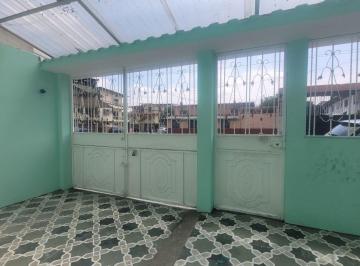 Casa de 3 habitaciones, Guayaquil · Linda Casa en Venta, en La Calla Venezuela a Una Cuadra de La Av Portete