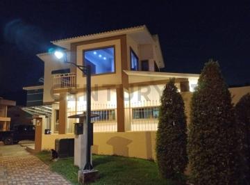 Casa · 138m² · 2 Habitaciones · 2 Estacionamientos · Venta de Casa en El Condado Vicolinci