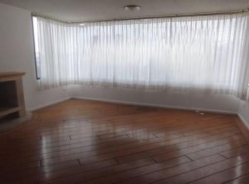 Departamento de 3 habitaciones, Quito · Venta Departamento Urb. El Condado
