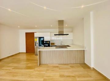 Departamento de 2 habitaciones, Quito · Departamento por Estrenar con Linea Blanca, Porch y Jardin