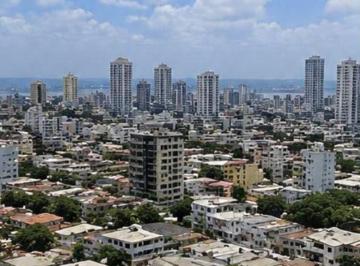 Departamento de 3 habitaciones, Guayaquil · Departamento en Alquiler en Lomas de Urdesa Excelente Ubicación Vista Panoramica a La Ciudad.