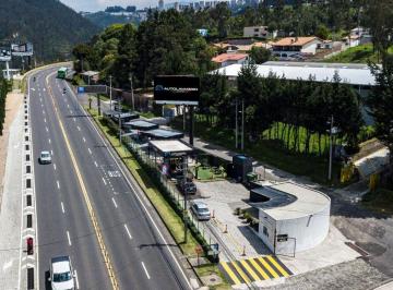 Terreno / Lote , Quito · Terreno Comercial Estratégico | Miravalle - Cumbayá | 857,33 m² | Alto Impacto Comercial | Frente 162 m