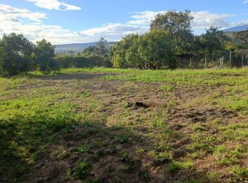 Terreno / Lote , Quito · Terreno de 1751 m² en Venta en Guayllabamba