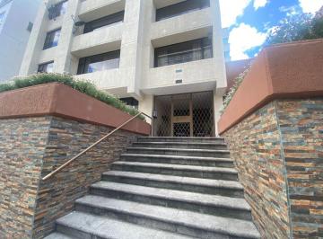 Departamento de 3 habitaciones, Quito · Departamento Amoblado en Venta Sector La Pradera