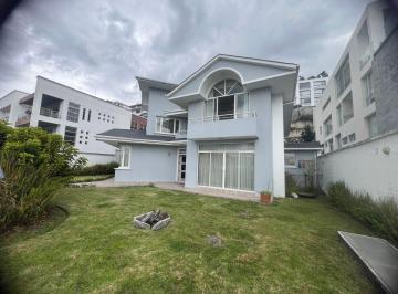 Casa de 4 habitaciones, Quito · Casa Venta Vista Grande (Miravalle)