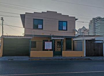 Departamento de 1 habitación, Salinas · Apartamento con 1 Dorm. en Salinas a 3 Cuadras del Paseo Shopping