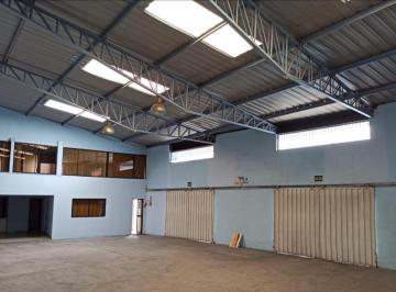 Local comercial · 376m² · 8 Estacionamientos · Galpón de Venta en Santa Rita, Solanda, Sur de Quito
