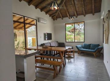 Casa de 4 habitaciones, Santa Elena · En Alquiler Casa de Playa en Olón