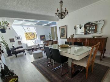 Departamento de 4 habitaciones, Quito · Exclusiva Propiedad con 2 Departamentos Independientes y 230 m² de Confort