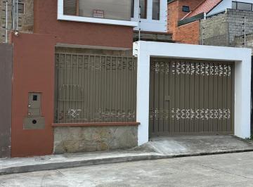 Casa de 4 habitaciones, Cuenca · Casa en Venta Sector Las Pencas