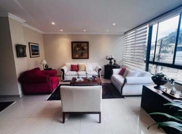 Departamento · 176m² · 3 Habitaciones · 2 Estacionamientos · Departamento en Venta en Olivos