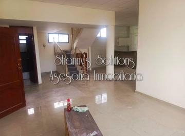 Departamento de 3 habitaciones, Guayaquil · Kennedy Norte - Rento Dpto Tipo Loft con 3 Hab, Terraza del Dpto y Garaje en 2do Piso.