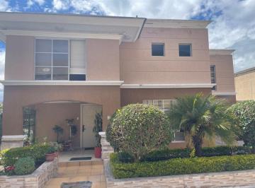 Casa de 3 habitaciones, Quito · Casa en Venta en San Antonio de Pichincha