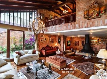 Casa · 782m² · 5 Habitaciones · Casa de Lujo en Venta, 5 Dorm. – Quito Tenis, Quito