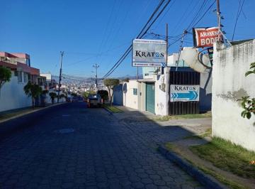 Bodega-Galpón , Quito · Bodega - Galpón de 841 m² en Alquiler en La Kennedy