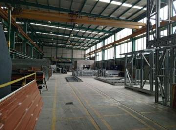 Bodega-Galpón , Quito · Galpón de 1149 m² Dentro de Complejo en Renta - Sector Quitumbe