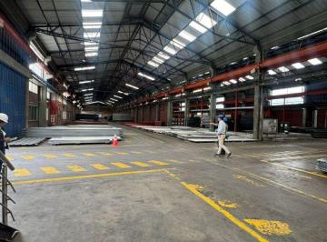 Bodega-Galpón , Quito · Galpón de 3318,44 m² en Complejo Industrial en Renta - Sector Quitumbe