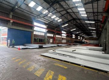 Bodega-Galpón , Quito · Galpón de 6600 m² en Complejo en Renta - Sector Quitumbe