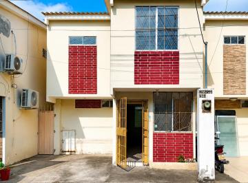 Casa de 3 habitaciones, Guayaquil · Casa en Venta en Mucho Lote 2 – Etapa Victoria del Río