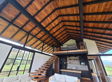 Casa de 2 habitaciones, Quito · Rento Casa Moderna en Puembo