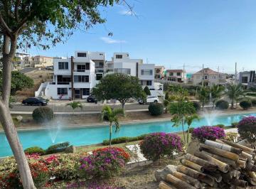 Casa de 6 habitaciones, Manta · Casa de Venta en Manta Beach Zona Sur Manta
