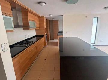 Departamento de 2 habitaciones, Quito · Departamento de 144 m² con 2 Recámaras en Alquiler en Cumbayá