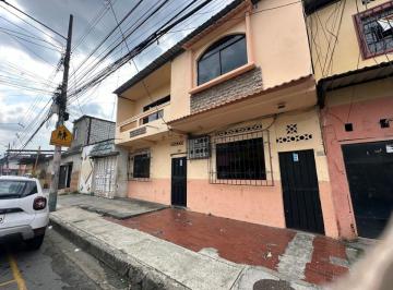 Casa de 12 habitaciones, Guayaquil · Casa Rentera en Venta – Residencial Y/0 Comercial