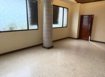 Departamento de 3 habitaciones, Guayaquil · Vendo Departamento en Planta Baja, de 3 Dorm.. en Los Ceibos.