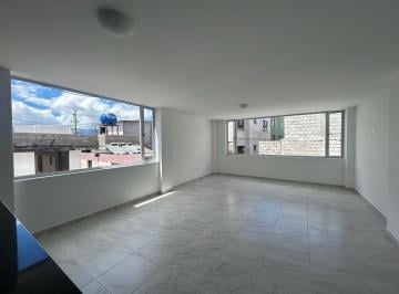 Departamento · 97m² · 1 Habitación · 1 Estacionamiento · Ira Venta Suite con Parqueadero Sector Abdón Calderón Sangolquí