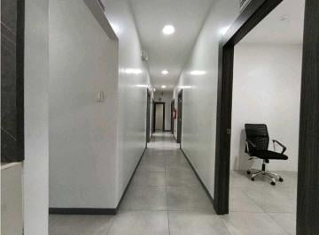 Casa · 159m² · 8 Habitaciones · Centro Medico en Venta Centro de Guayaquil Barrio Orellana