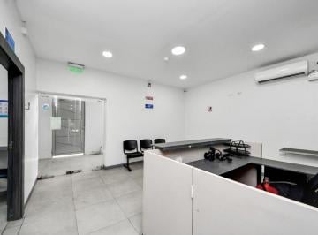 Casa · 159m² · 8 Habitaciones · Centro Medico en Venta Centro de Guayaquil Barrio Orellana