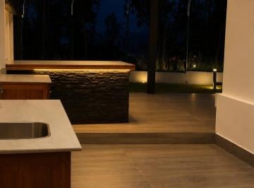 Departamento de 3 habitaciones, Quito · Casa en Venta | San Juan de Cumbayá