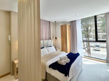Departamento · 30m² · 1 Habitación · Estudio Amoblado en Bellavista con Balcón