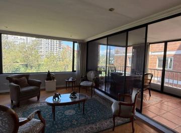 Departamento de 3 habitaciones, Quito · En Venta Departamento 251 Mtrs. 3dormit. 3 Parq, Bodega. Estudio $299.000 Bellavista